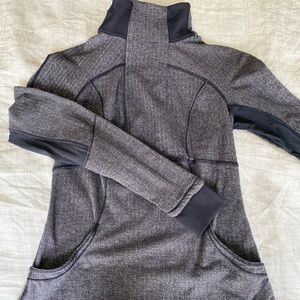 Lululemon grey and black running jacket